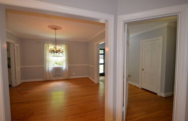 1895 WESTVIEW RD Gallery 2