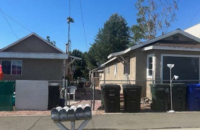 1825 Mentone Blvd photos photos