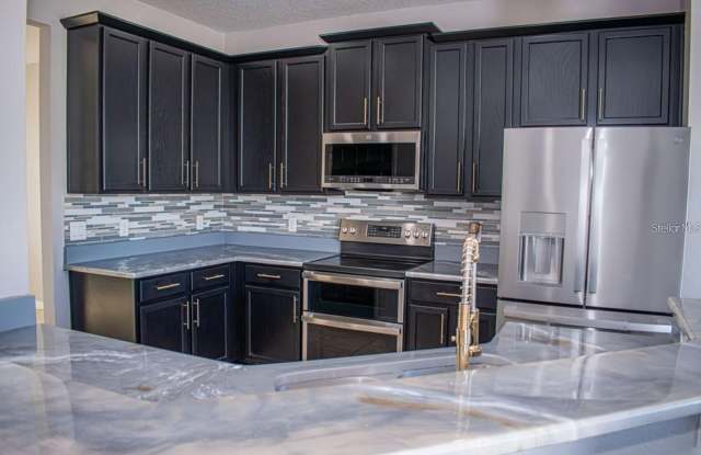 4903 ROCKVALE Drive Gallery 3