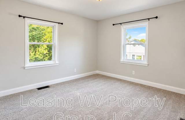 2743 Daniels Avenue Gallery 4
