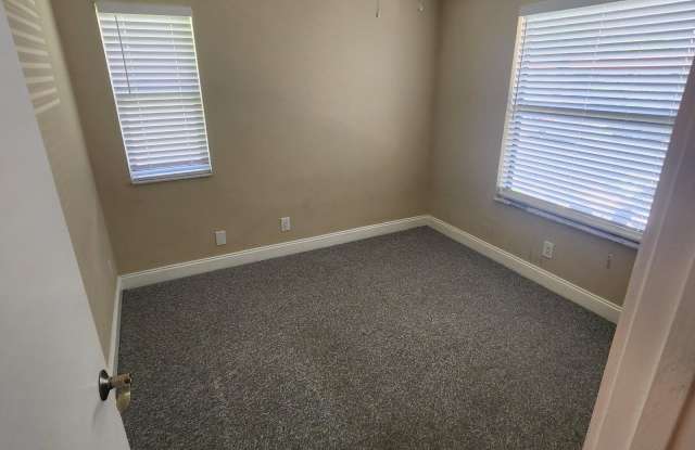 21902 LAKE FOREST Circle photos photos