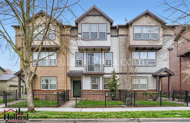Stunning 4-Bedroom Townhouse with Dual Master Suites and Convenient 2-Car Garage in Hillsboro! photos photos