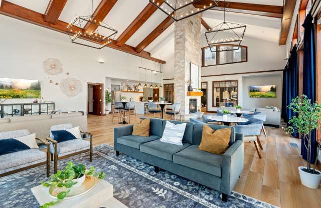 The Landings at Silver Lake Village photos photos