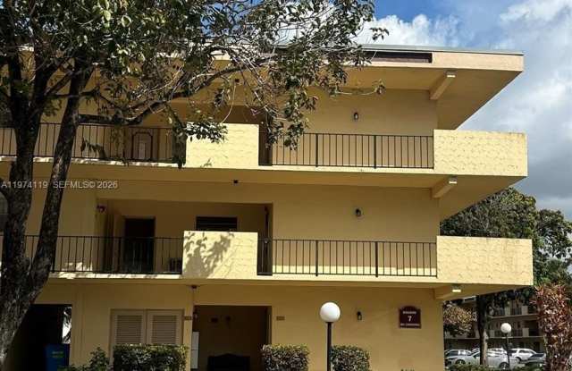 301 Cambridge Rd photos photos