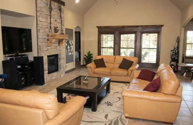 3104 NW 163rd Court Gallery 4