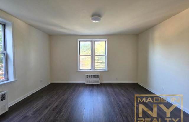 189-14 Crocheron Ave Gallery 3
