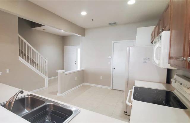 8359 72ND East Gallery 3