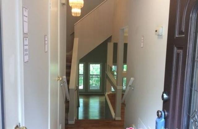 100 Colony Ridge Dr Gallery 4