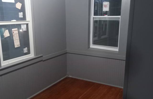 325-329 Orchard Street Gallery 3