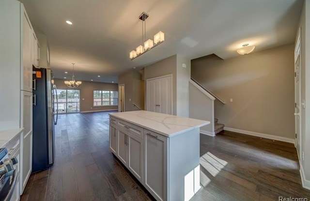 41596 ORIANNA Lane Gallery 3