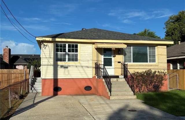4916 TOURO Street Gallery 1