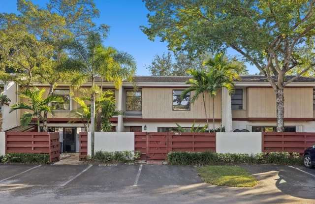 3012 Willow Ln photos photos