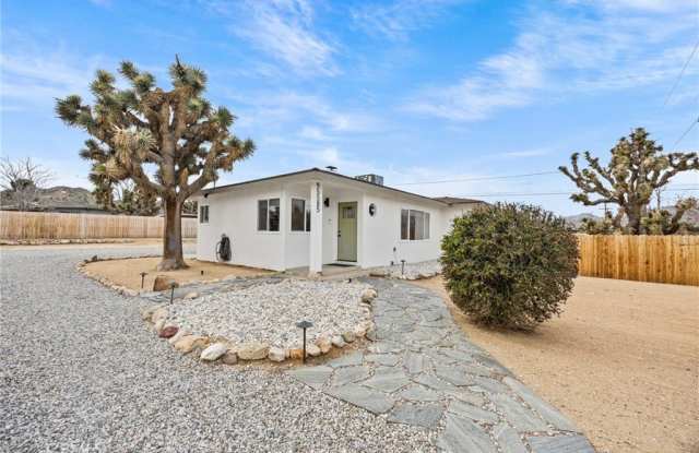 55585 Onaga photos photos