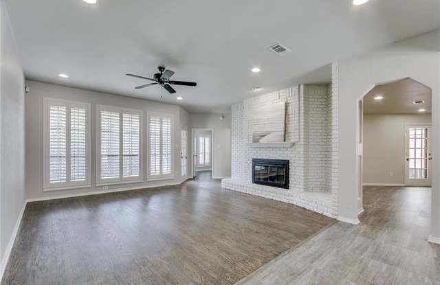 5232 Prairie Creek Drive Gallery 4