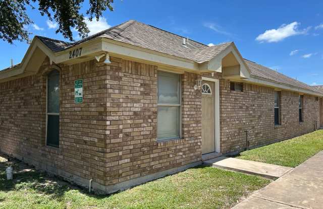 2407 Moonlight Lane - 3 photos photos