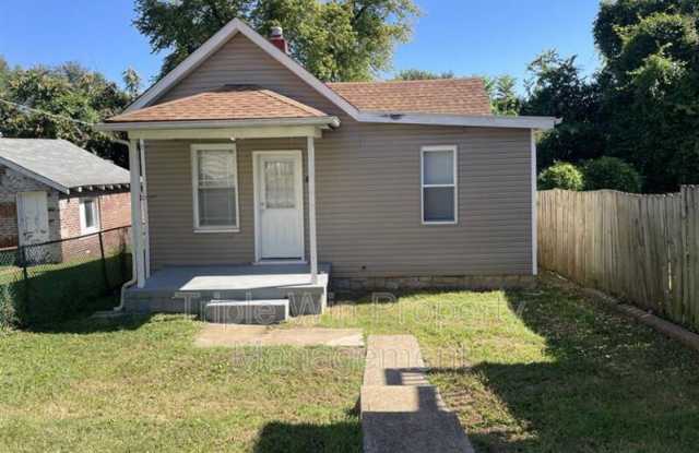 4831 Oldenburg Ave photos photos