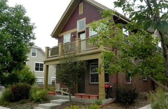 2608 Geneva St - 2608 Geneva Street, Denver, CO 80238