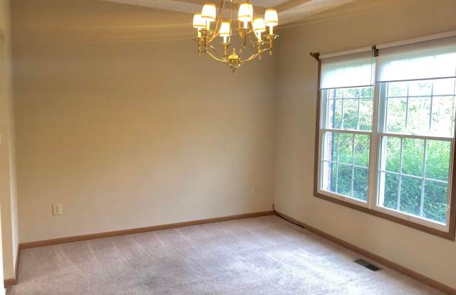 7279 Summerfield Drive Gallery 3