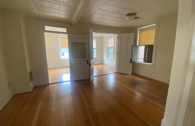 82 Main St. photos photos