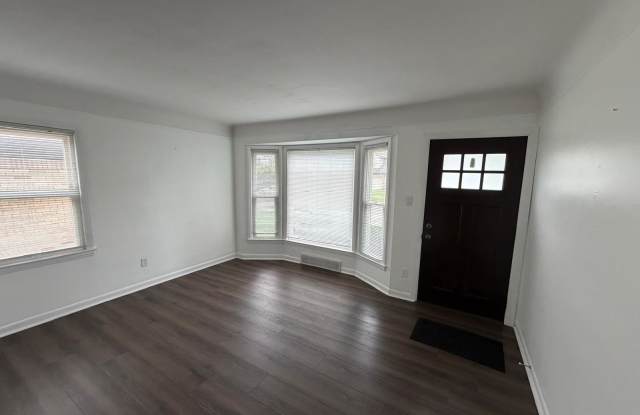 116 Devillen Avenue Gallery 3