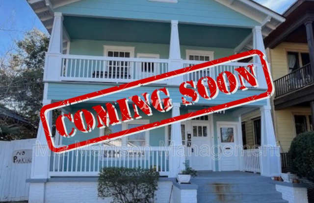 607 W 44th St A photos photos