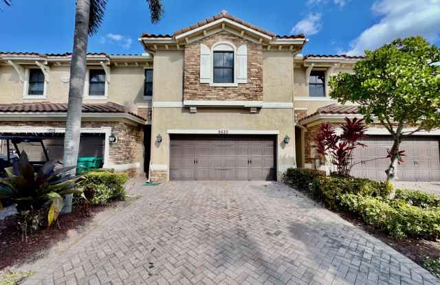 9623 Town Parc Circle S photos photos