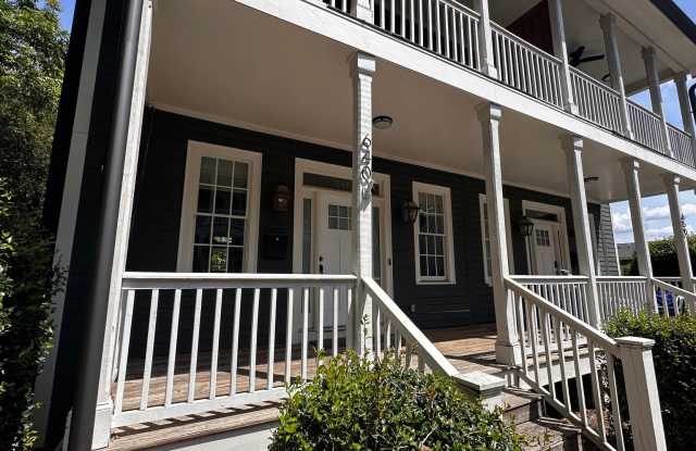 Stylish 3-Bed, 3.5-Bath Townhome in the Heart of Roswell photos photos