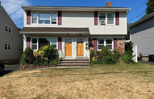 421 Leonhardt Drive 2nd Floor photos photos