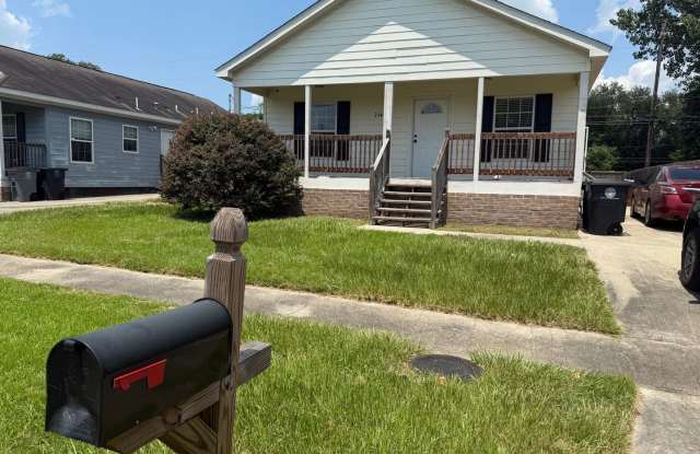 Charming 3BR House in Baton Rouge photos photos