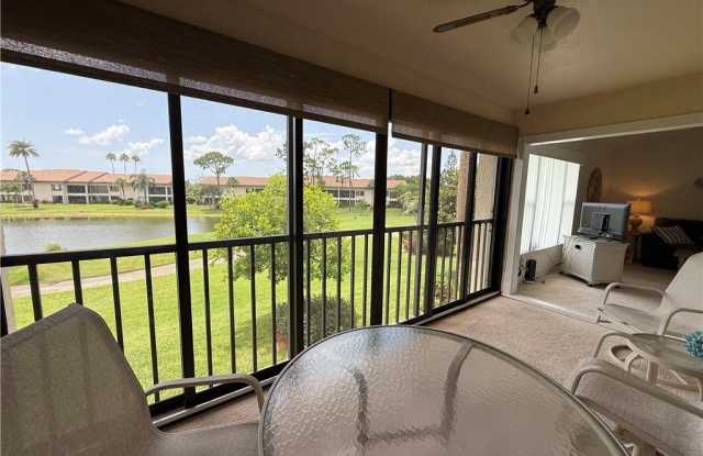5590 Trailwinds Drive unit: 421 photos photos
