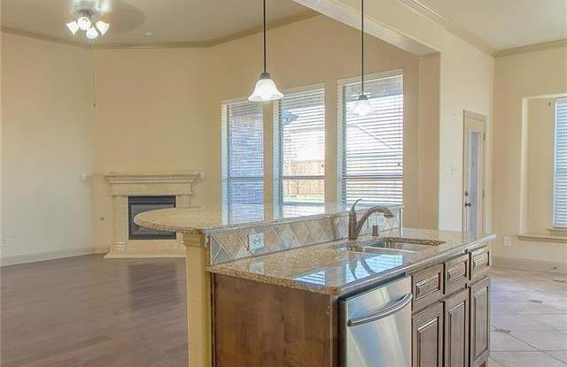 502 Elm Grove Trail Gallery 4