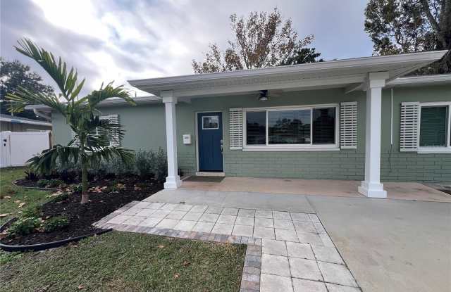 5398 27TH AVENUE N photos photos