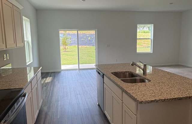 4/2.5 Home in Dade City Gallery 4
