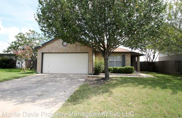 1312 Lakeside Loop Gallery 2