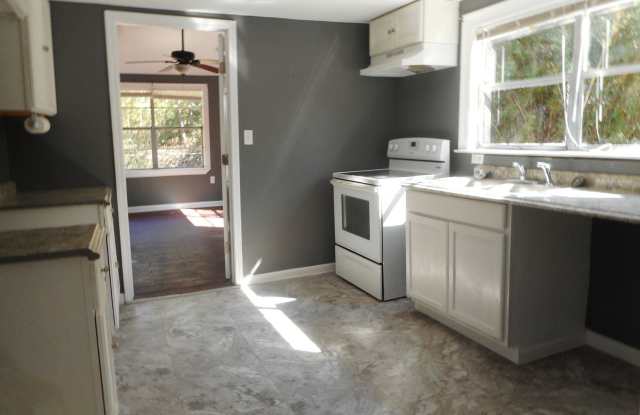 57415 Oaklawn Drive Gallery 3