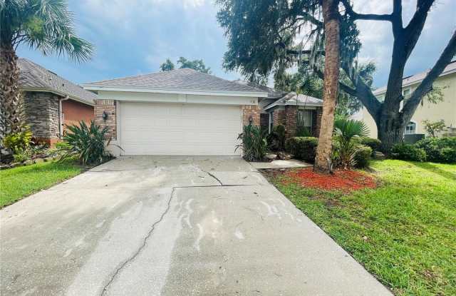 1738 GOLFVIEW Drive Gallery 1