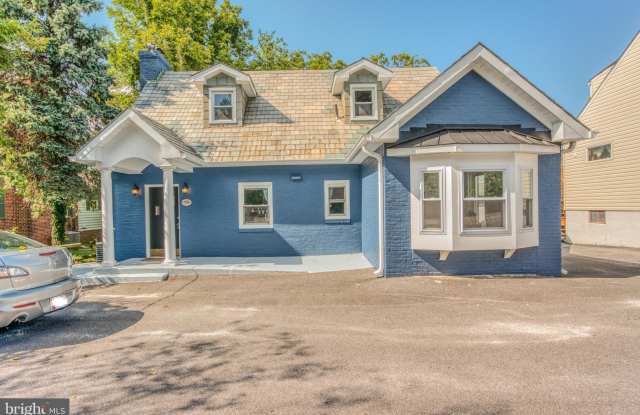 14 W SEMINARY AVENUE Gallery 2