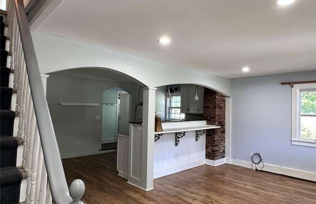 47 Henry Street Gallery 2