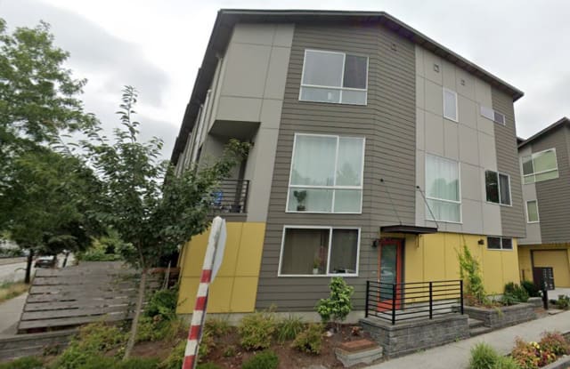 2709 S Charlestown St - 2709 South Charlestown Street, Seattle, WA 98108