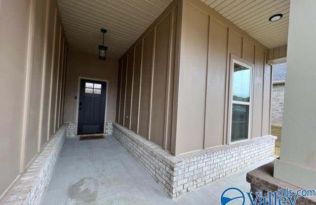 136 Gardencove Circle Gallery 3