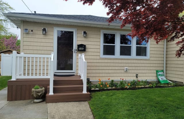 155 S 7th Street - 155 7th Street, Bethpage, NY 11714