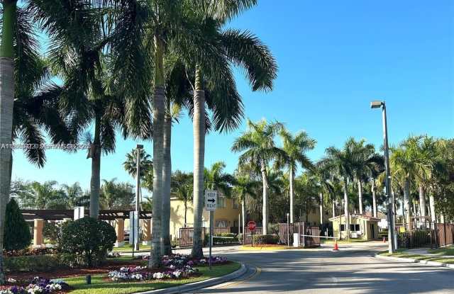 2735 SE 16th Ave photos photos