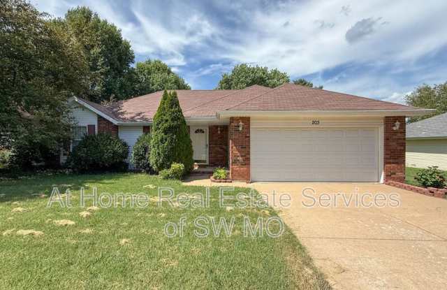 203 E Blue Jay St photos photos