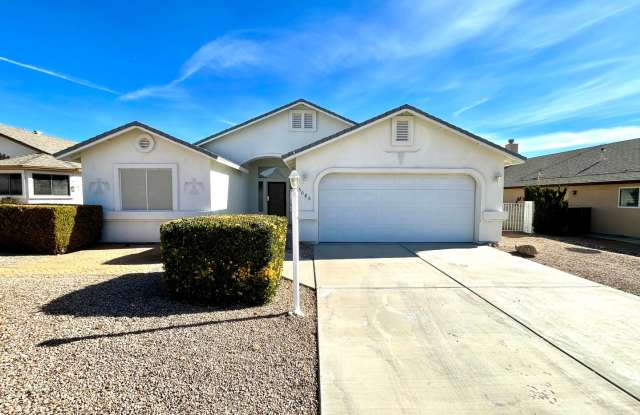 Great 3 Bedroom Home with Detached Garage! photos photos