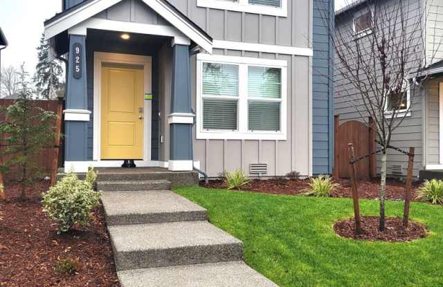 Beautiful, brand new 4 bedroom for Rent Now! photos photos Beautiful, brand new 4 bedroom for Rent Now! photos photos