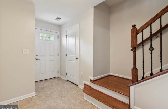 228 MACDONALD AVENUE photos photos