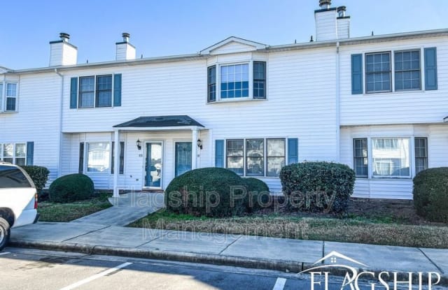 1111 F6 Grovemont Drive - 1111 Grovemont Drive, Greenville, NC 27834
