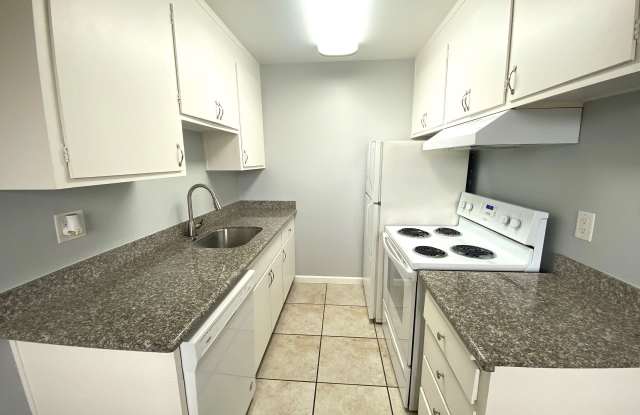 Capri Apartments Near Antioch Marina photos photos