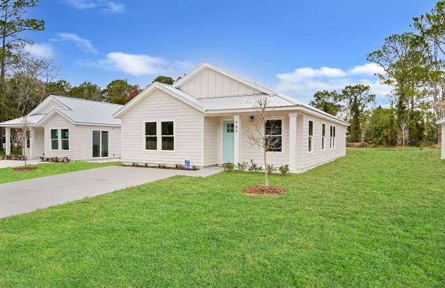 980 W 9Th St photos photos