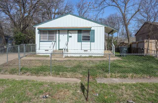 1309 Greenwood Ave photos photos